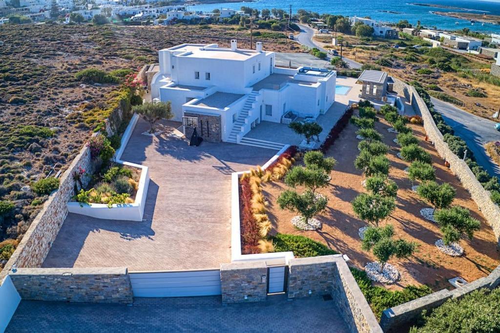 Grand Villa Reve Науса Екстериор снимка