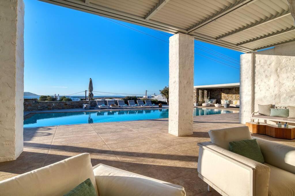 Grand Villa Reve Науса Екстериор снимка