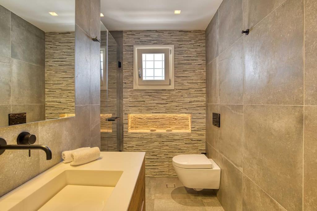 Grand Villa Reve Науса Екстериор снимка