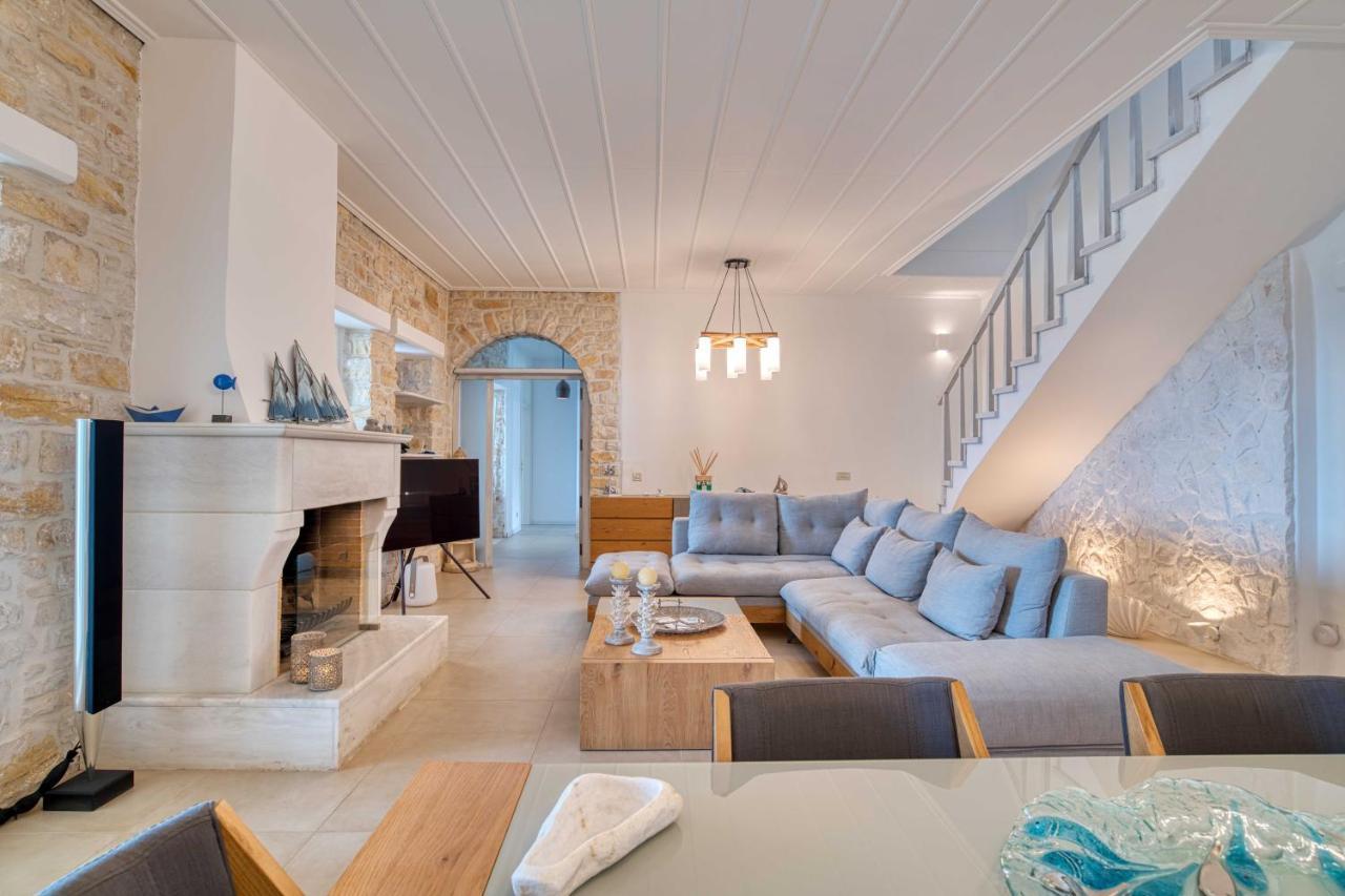 Grand Villa Reve Науса Екстериор снимка